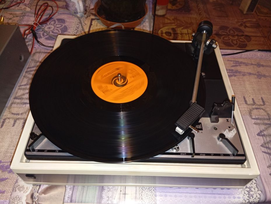 Грамофон Duual 1214