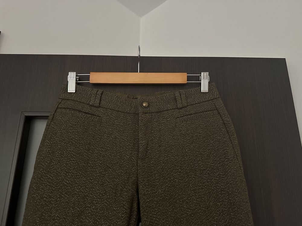 Pantaloni Banana Republic marimea 36 LIVRARE GRATUITA 20-22 aprilie