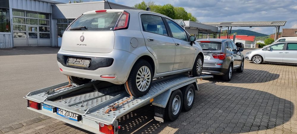 Platforma auto 10.2021,unic proprietar,in stare foarte bună