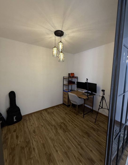 Срочно Продаётся Нукусская 2/4/4 с мебелью техникой ремонт евро !