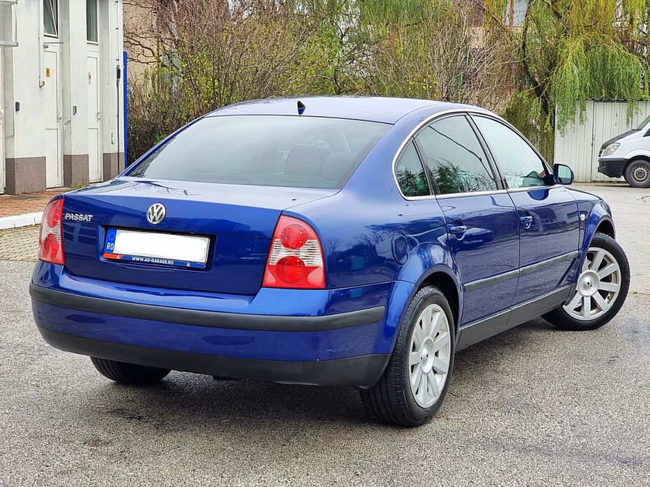 Parc Auto/ Vw Passat/1.6 Benzina/Impecabil