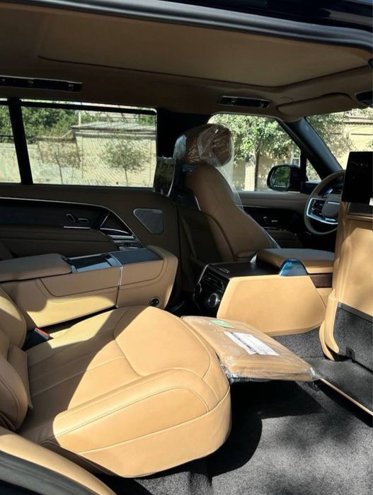 Range Rover Vogue 2023 год