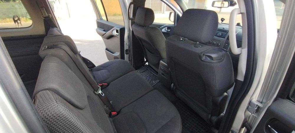 Nissan Pathfinder R51