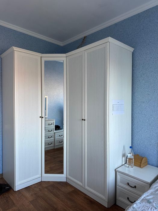 Срочно продается спальный гарнитур