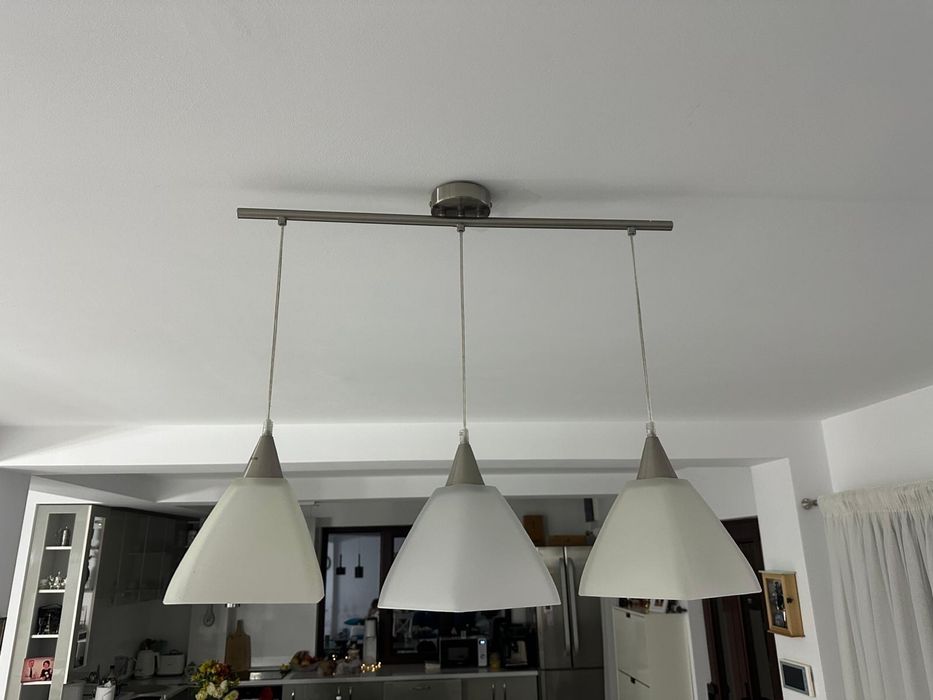 Lustra in stare excelenta