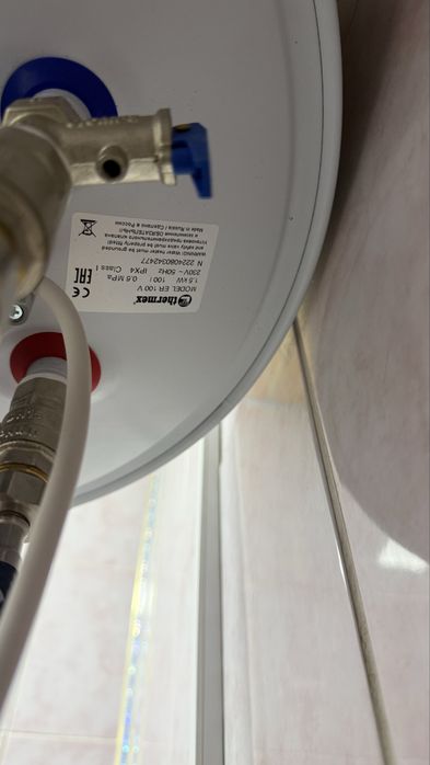 Ariston Thermex deyarli yangi sotiladi