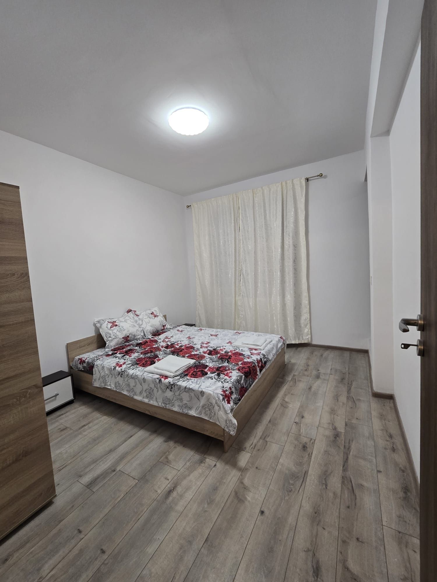 Închiriez regim hotelier militari residancece