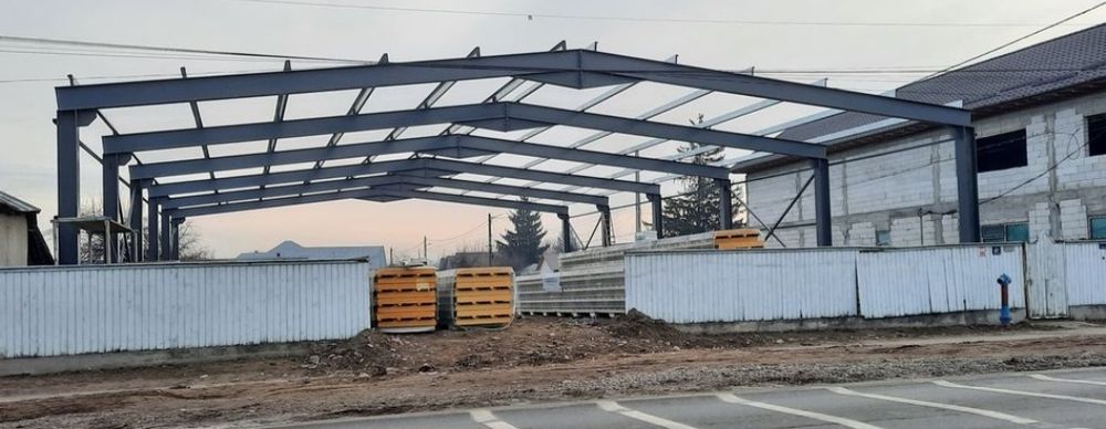 Vând hale metalice pe comandă