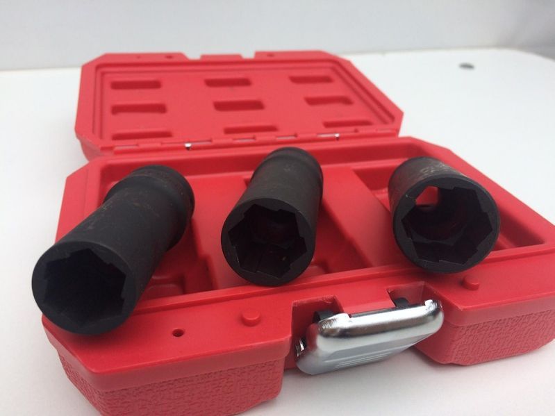 Set tubulare pentru suruburi uzate si prezoane 1/2” 3 piese