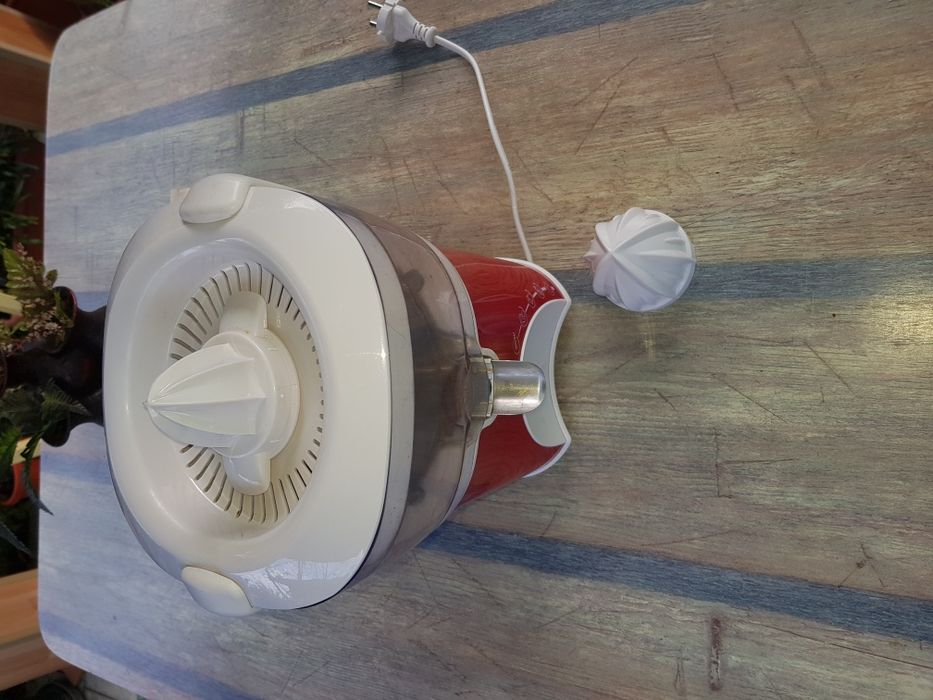 Storcator profesional.pentru fresuri.