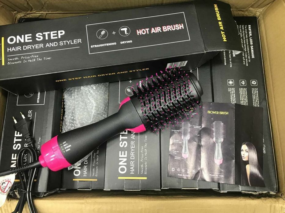 Фен,дазмол,тарок,укладка хаммасини бир узи килади.4&1 сифатли каттаси.