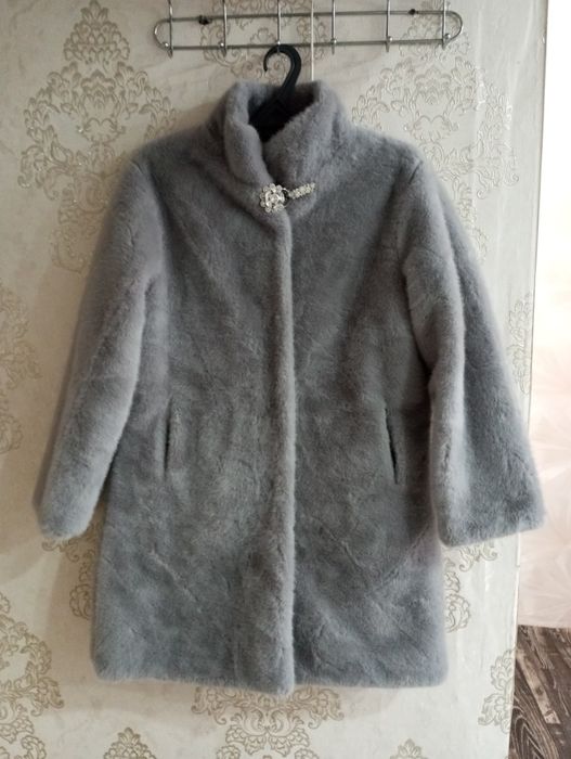 Шубка ( новая ) .