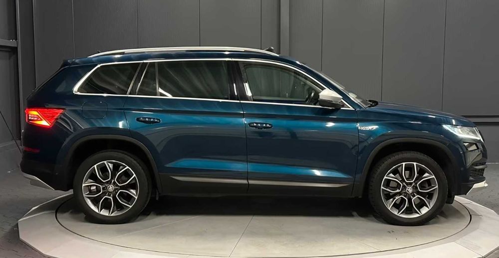 Jante GOALE ORIGINALE Skoda Kodiaq Karoq Kamiq Crater R19