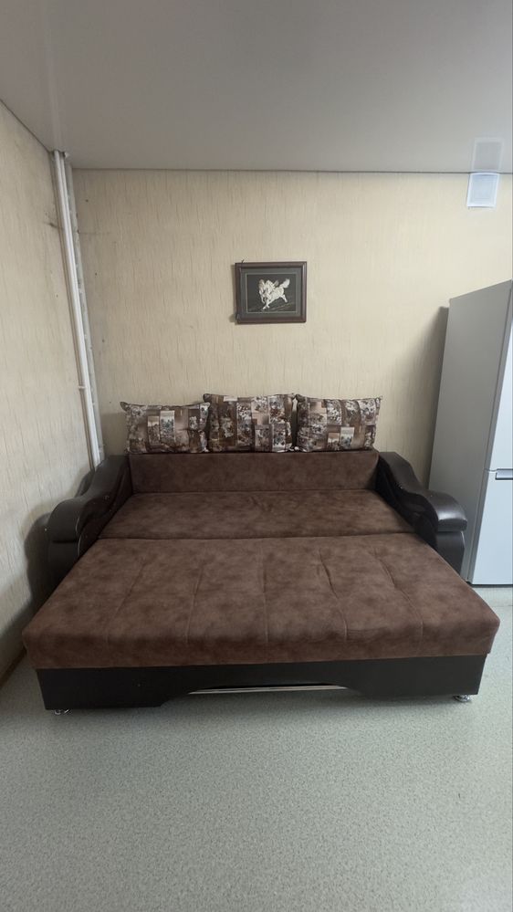 Диван в гостинную