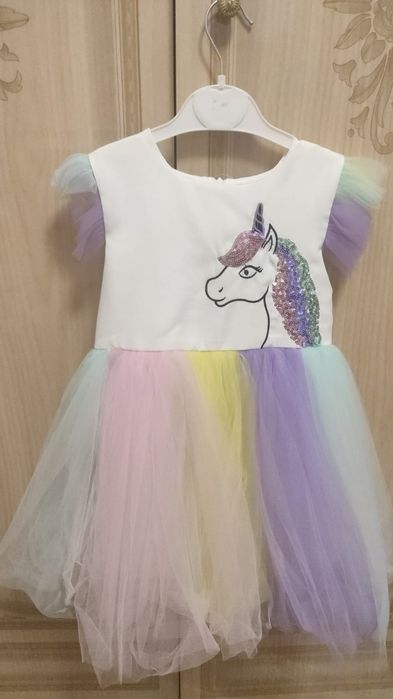 Продам платье детское