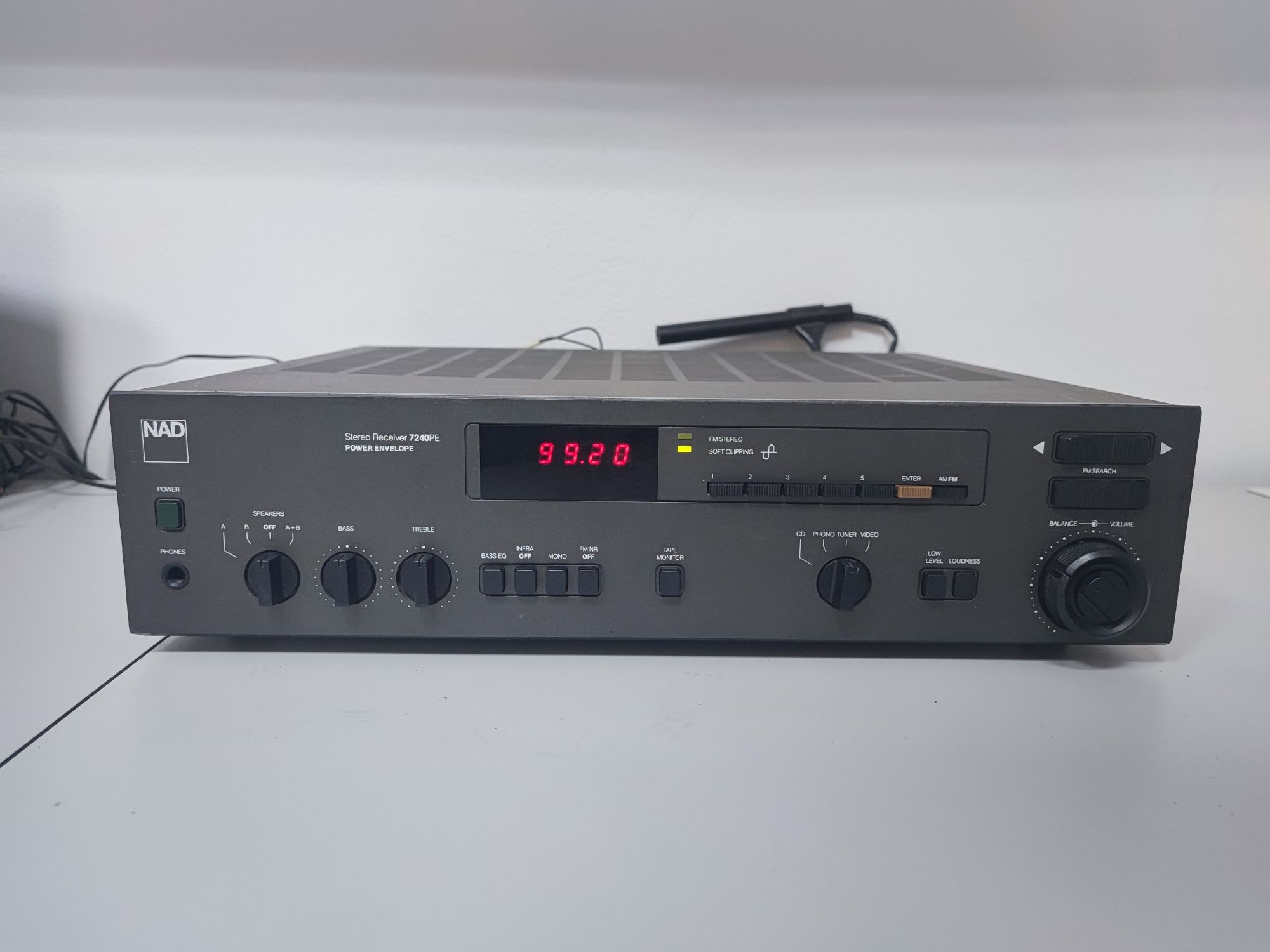 Amplificator NAD 7240 PE statie amplituner