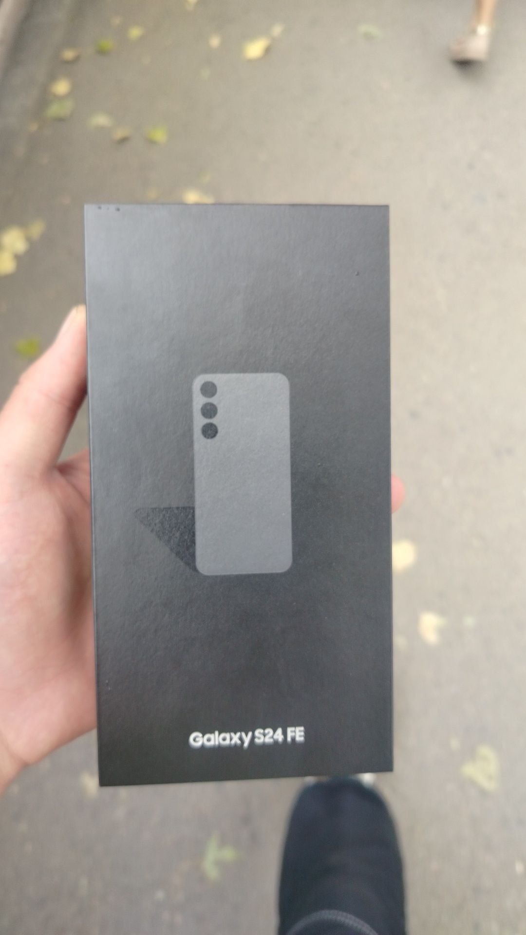 Самсунг s24 FE срочна