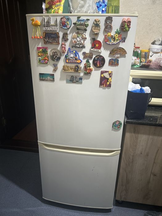 Продаю холодильник Позис б/у в хорошем состоянии отлично работает