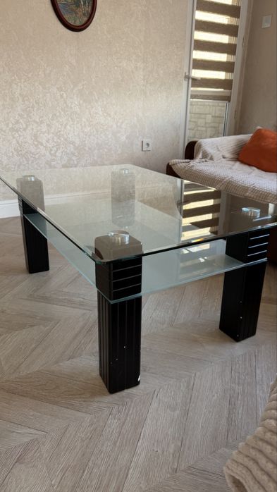 Стълена холна маса