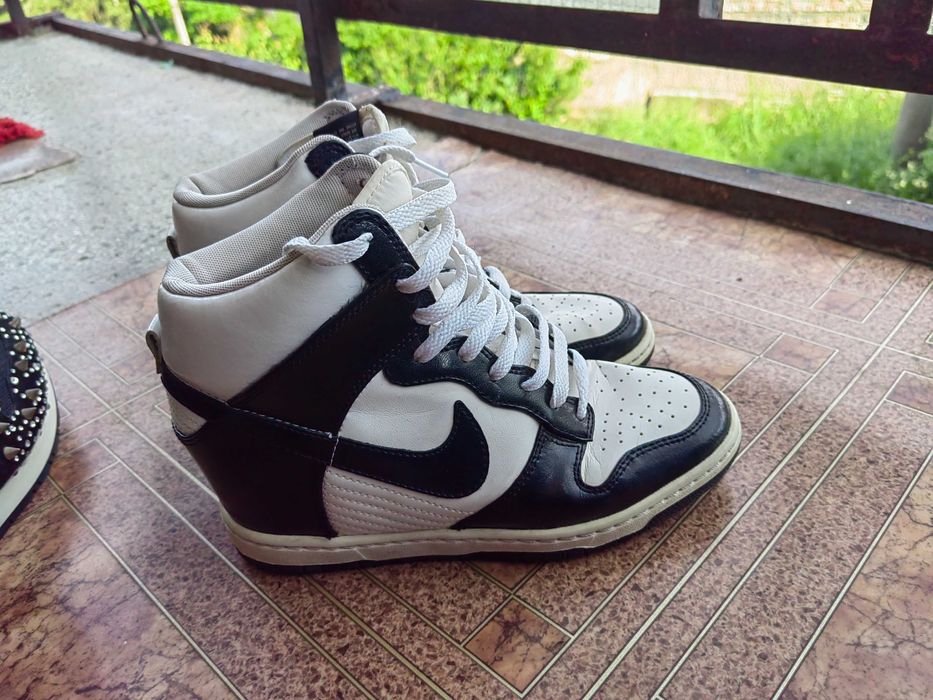 Дамски кецове Nike