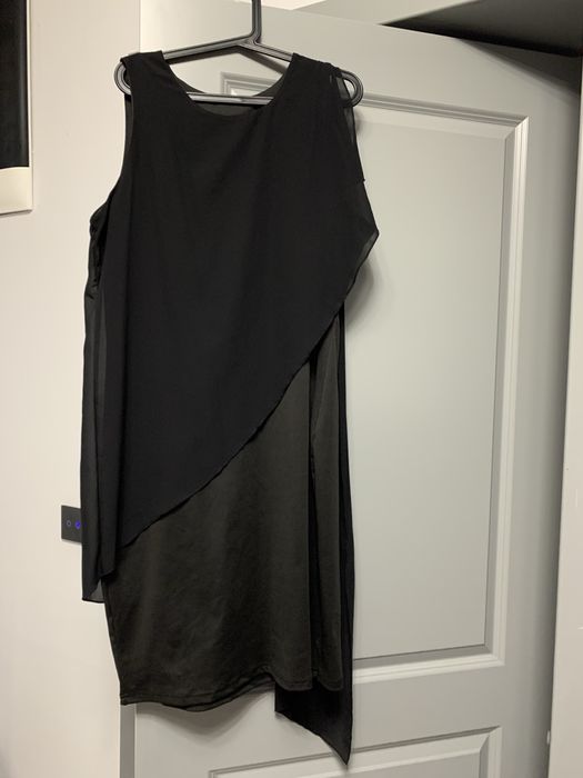 Rochie neagra eleganta