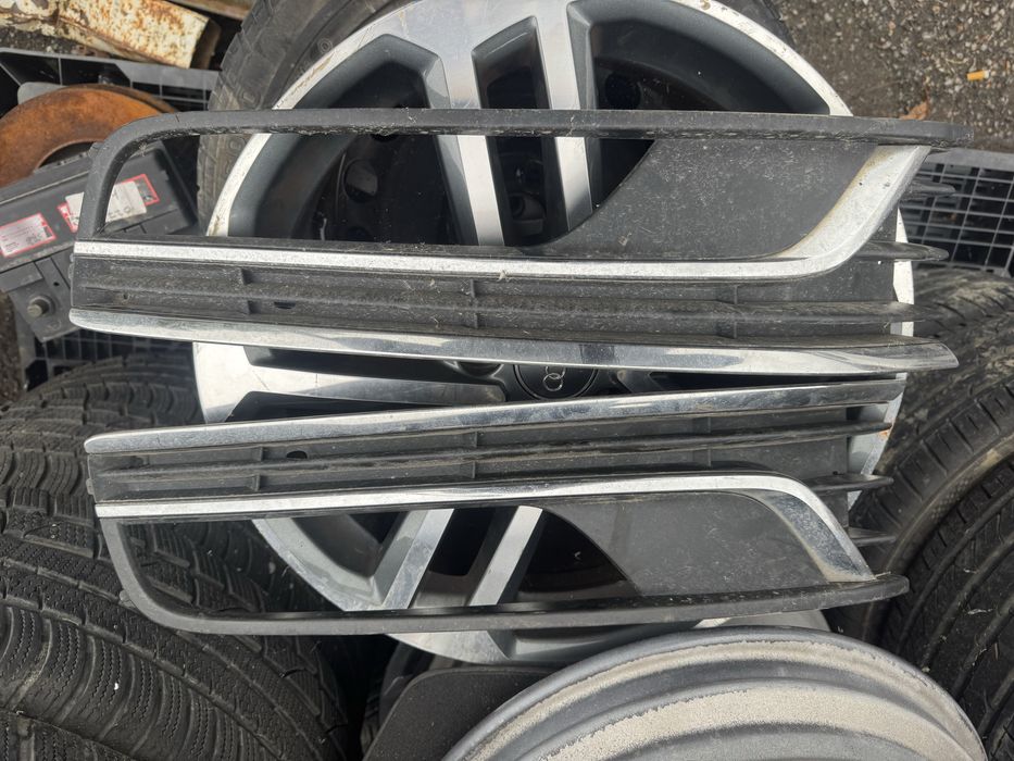 решетка за халоген за Пасат Б7 / VW Passat b7
