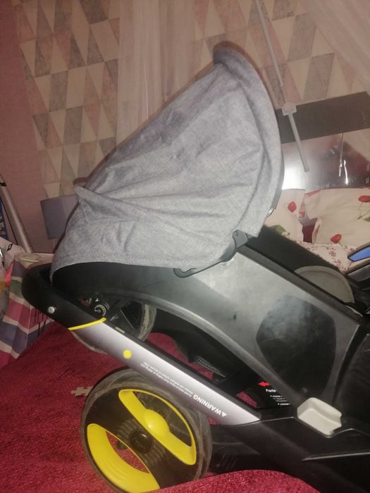 Doona 2 в 1 столче за кола и количка