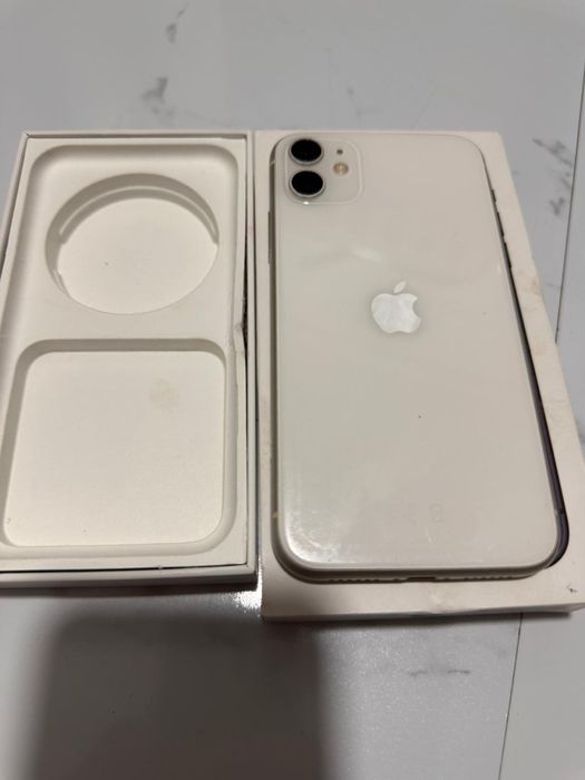 Айфон 11,75,128гб