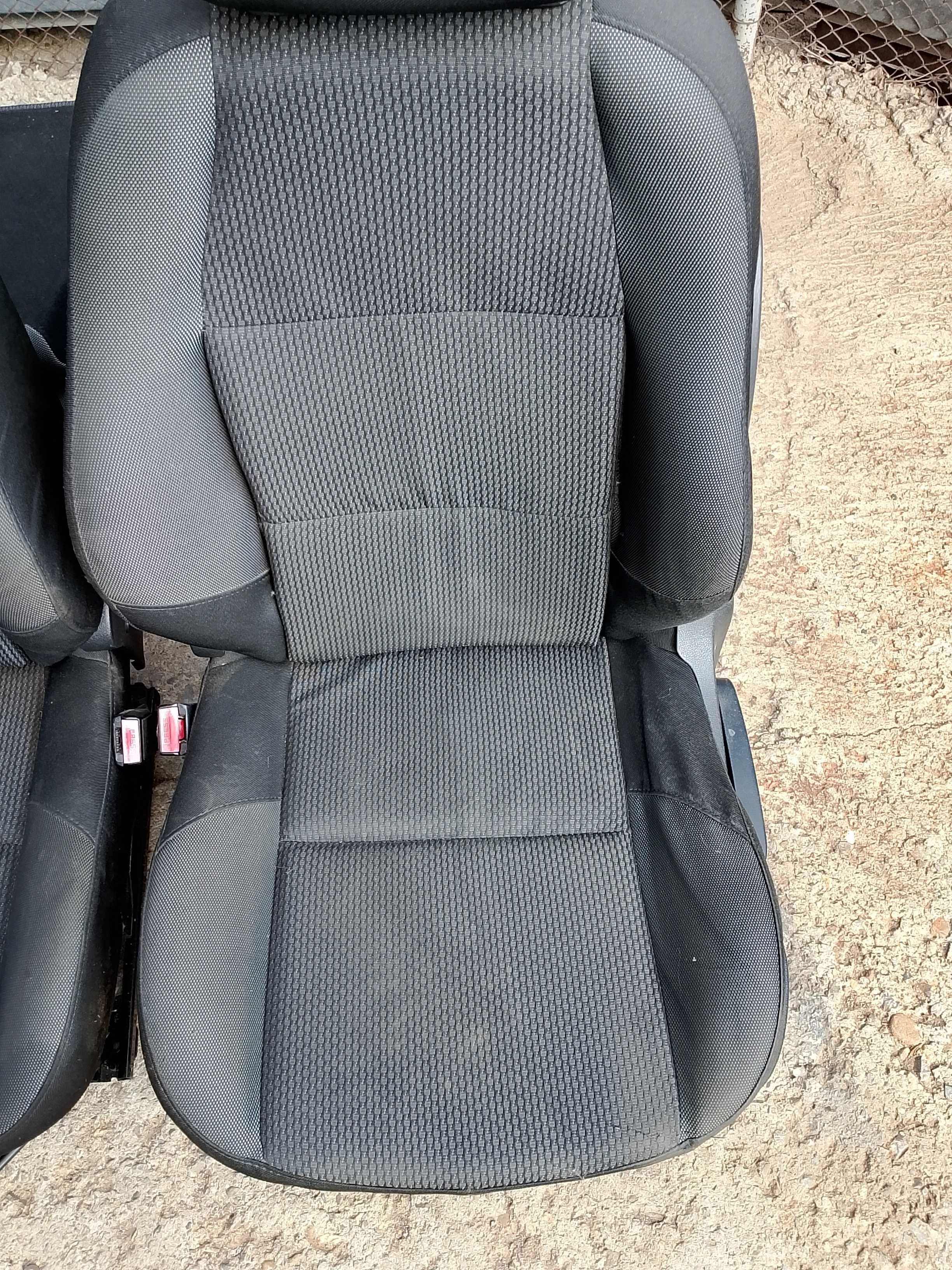 Салон седалки седалка Пежо 207 комби Peugeot 207 SW