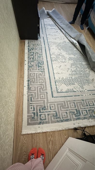 Продам ковер размер 3х4