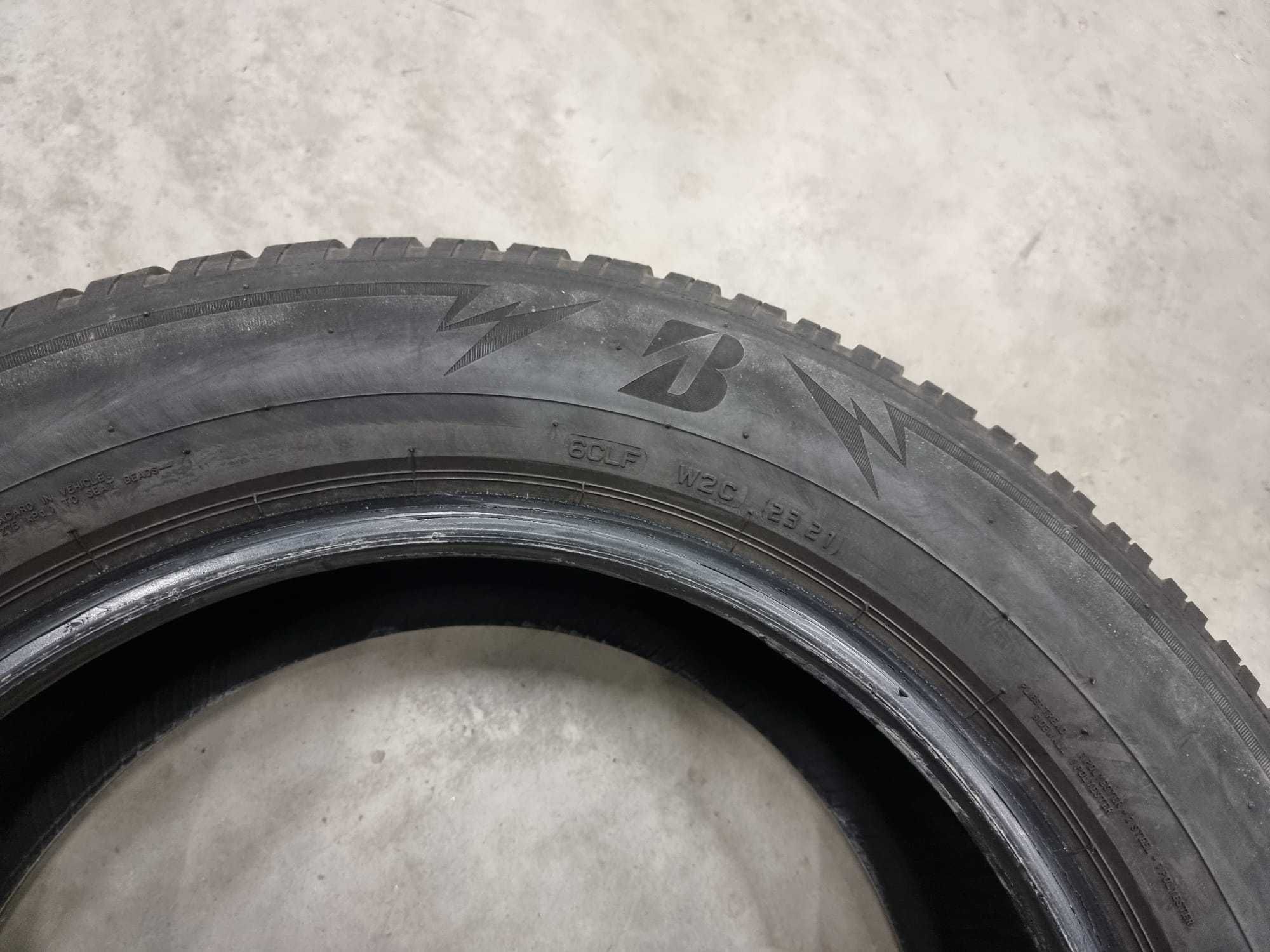 4 Anvelope IARNA 215.65.17 Bridgestone [dot 2021]; stare foarte buna