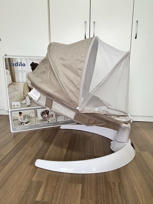 Leagăn electric cu 5 trepte de viteză