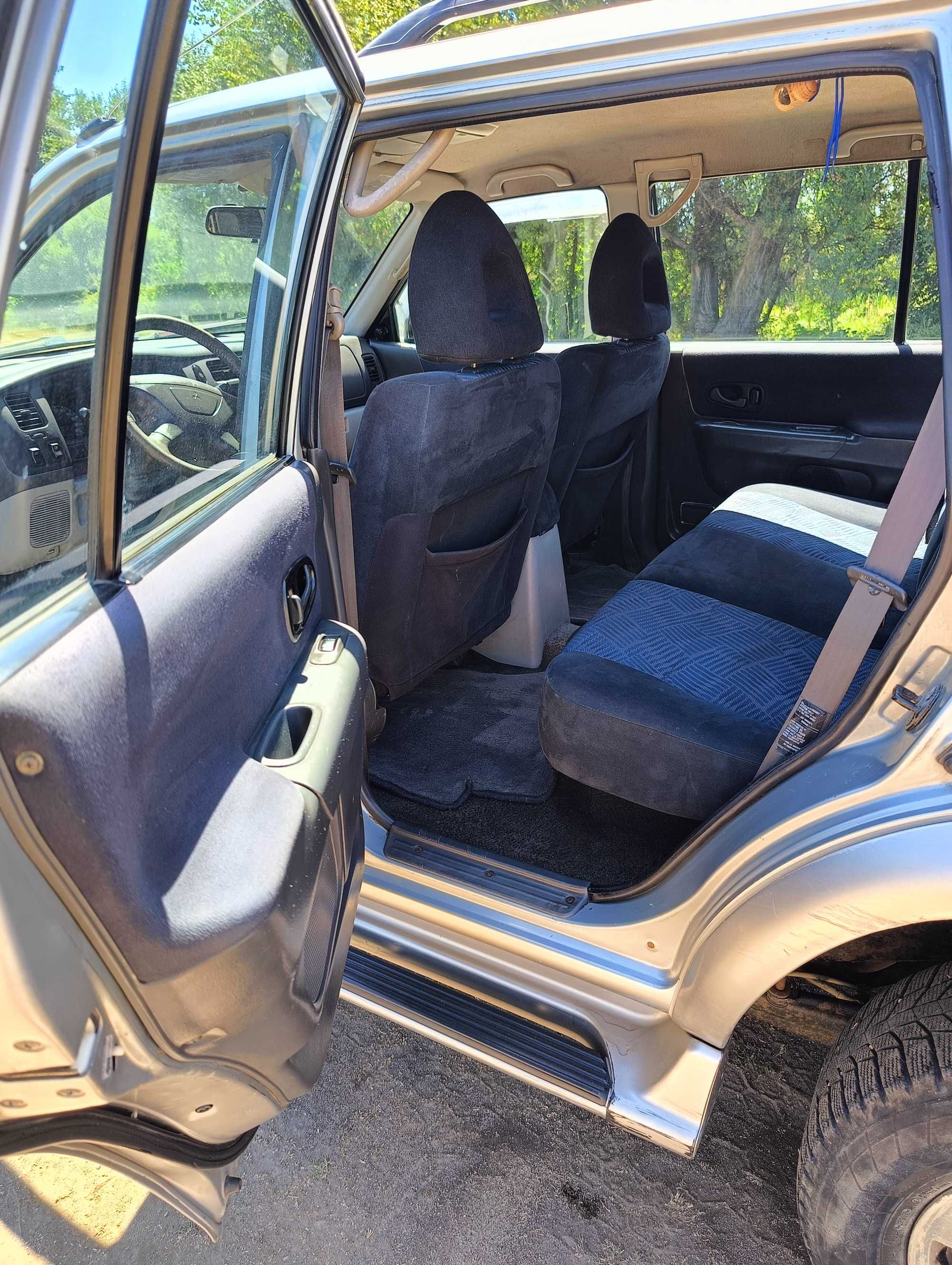 Джип Mitsubishi Pajero sport