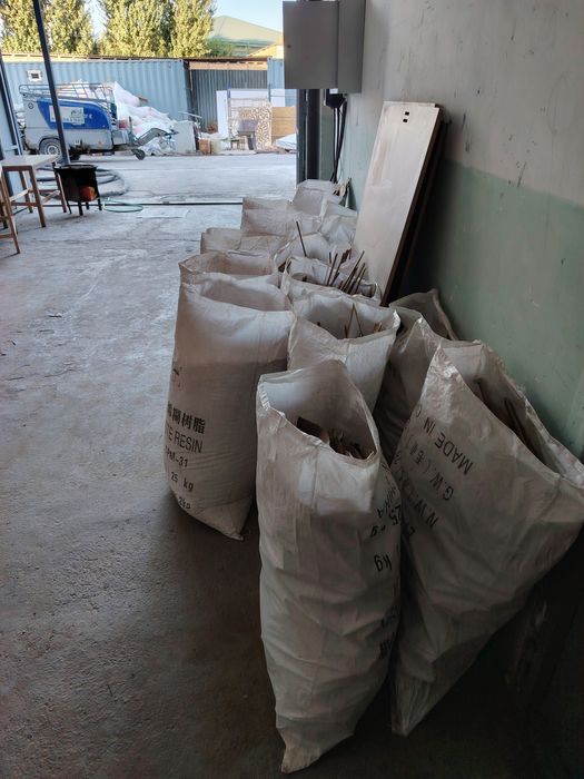 Мебель атходлари ўтин