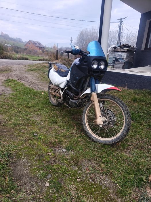 Vând Aprilia Tuareg 350cc