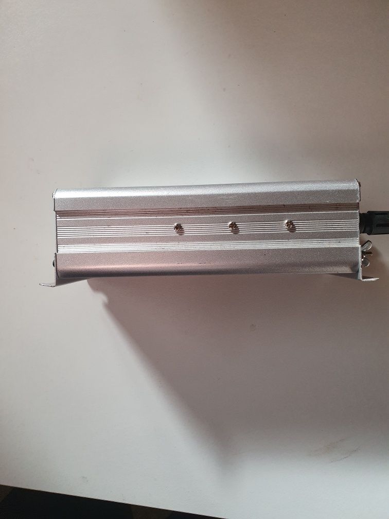 Convertor de tensiune TE-24-600USB