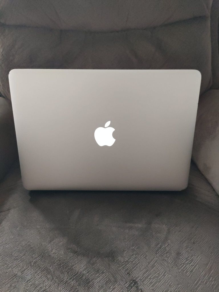 Macbook air 13 A1466 i5