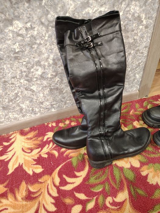 Продам. Еврозима. Размер 38. Цена 3500 тенге.