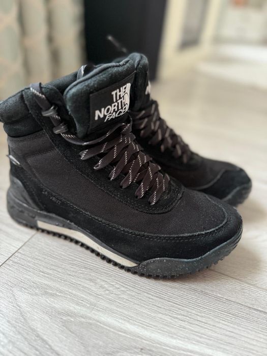 Ghete North Face marimea 38 originale