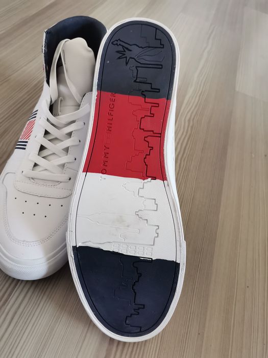 Adidasi Tommy Hilfiger