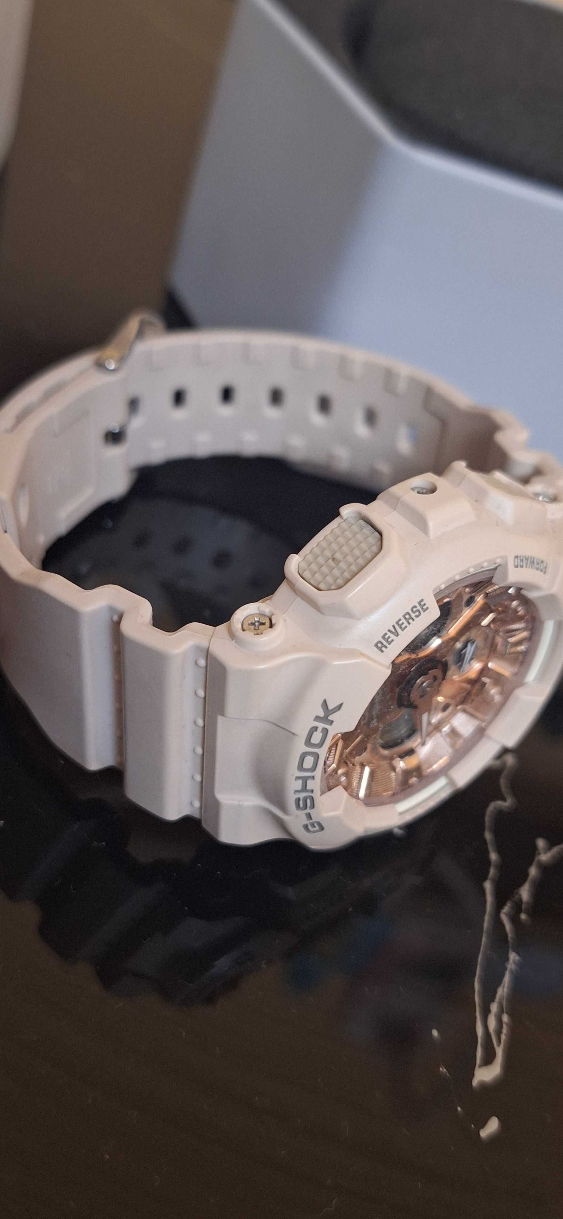 Casio G shock бежов