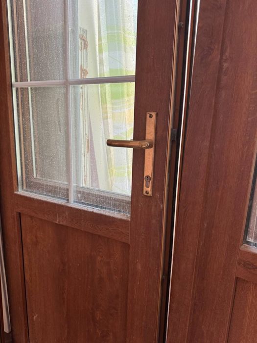 Дверь Б/у, немецкая в хорошем состоянии