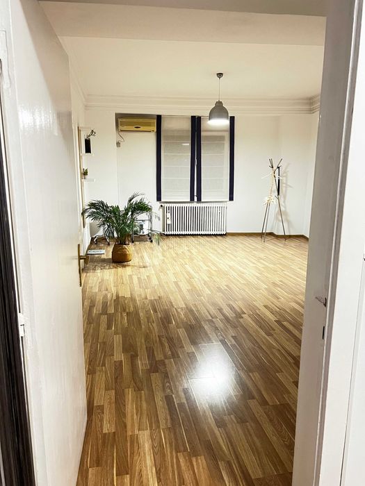 Inchiriere cameră Într-un salon de frumusete - Zona Cismigiu (Centru)