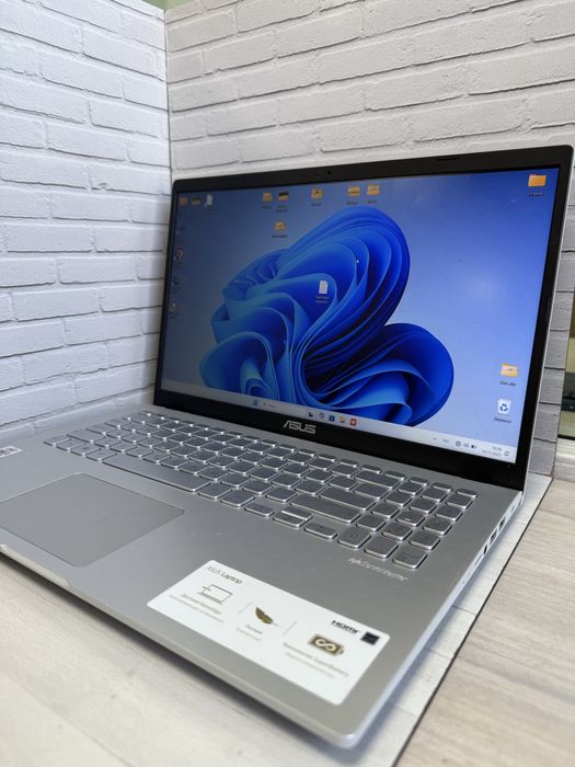 Ноутбук i3-10 Нур Маркет