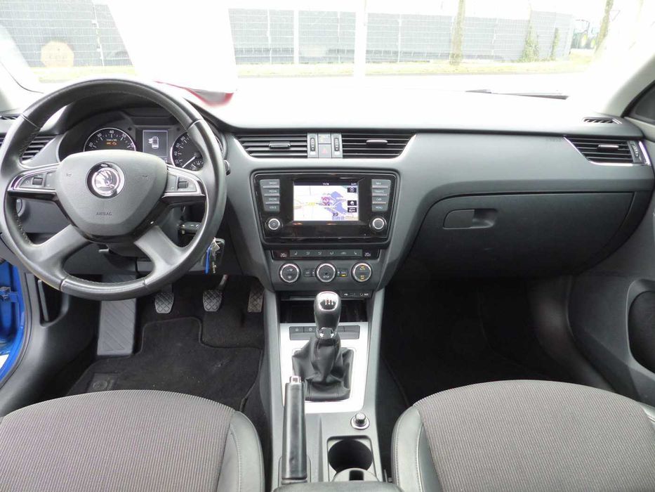 Piese auto Skoda Octavia 3 2.0tdi Ckf 8x8x race blue