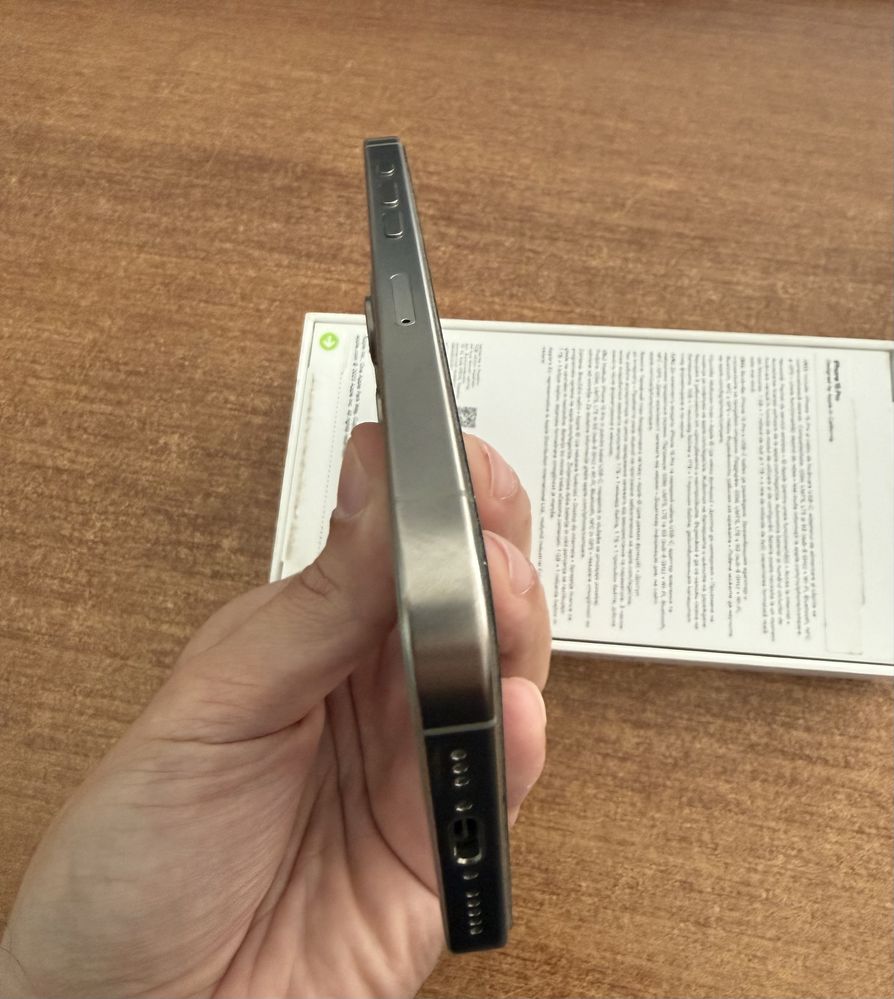 Iphone 15 pro 128GB Natural Titanium