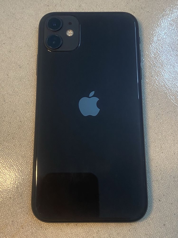 Iphone 11 , 64 Gd