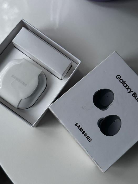Samsung buds 2 слушалки