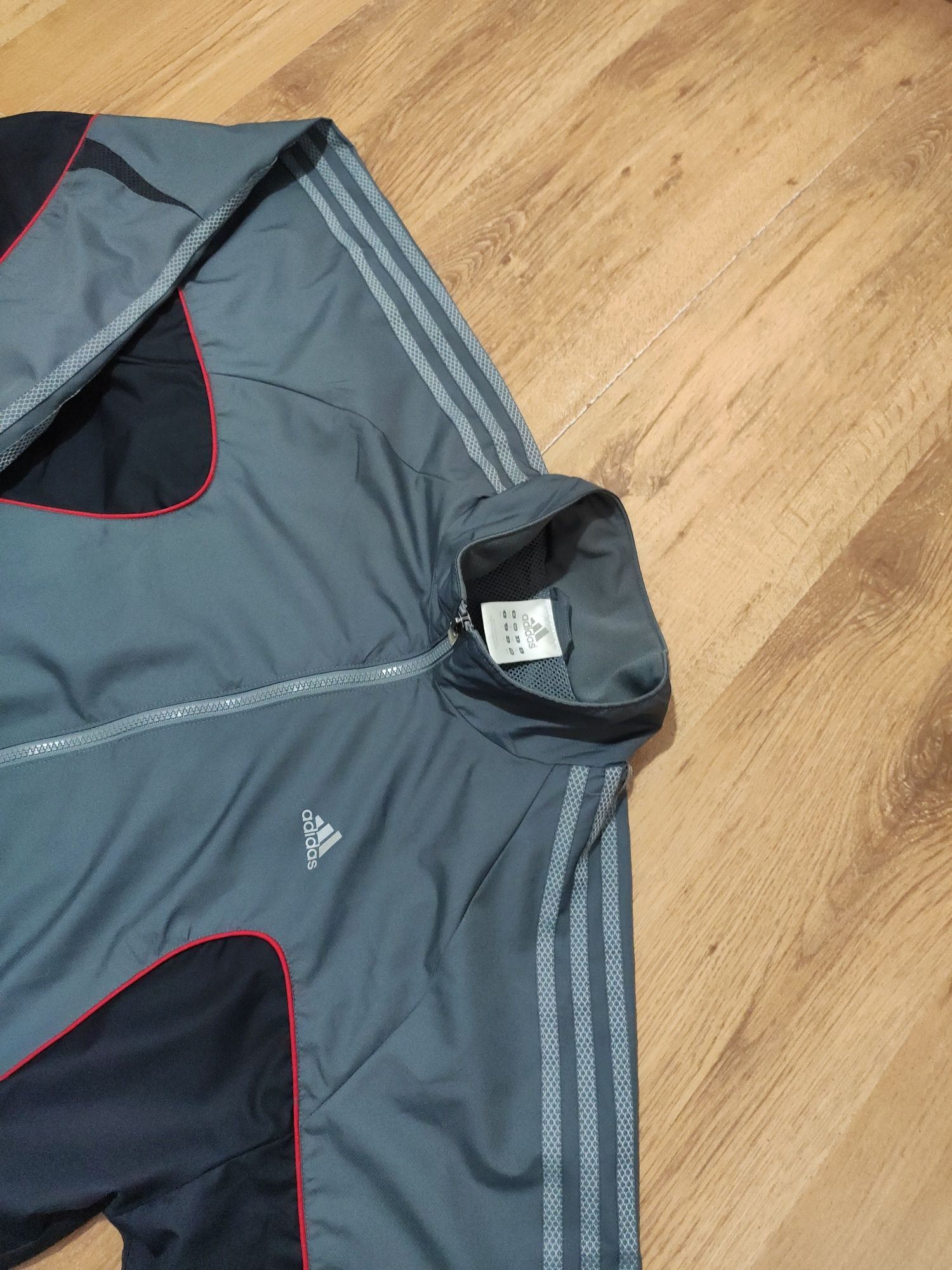 Jachetă Adidas ClimaCool mărimea M