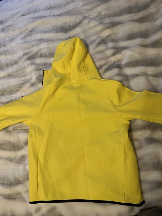 Nike Tech Fleece Galben